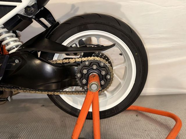 ktm - 1290-super-duke-r