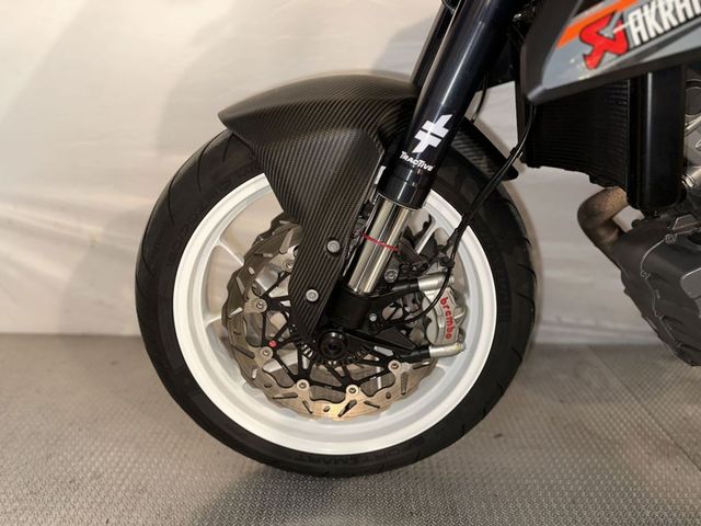 ktm - 1290-super-duke-r