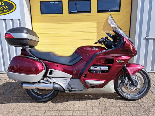 honda - st-1100-pan-european