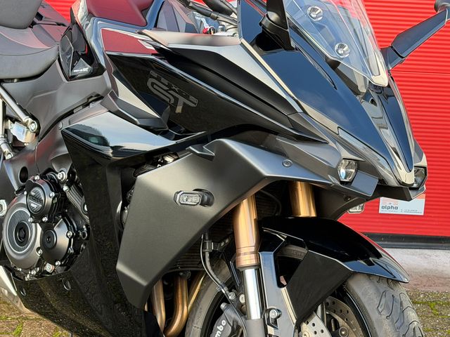 suzuki - gsx-s-1000-gt