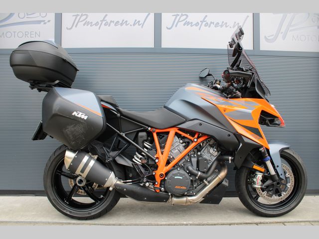 ktm - 1290-super-duke-gt