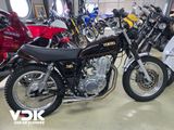 YAMAHA SR 400