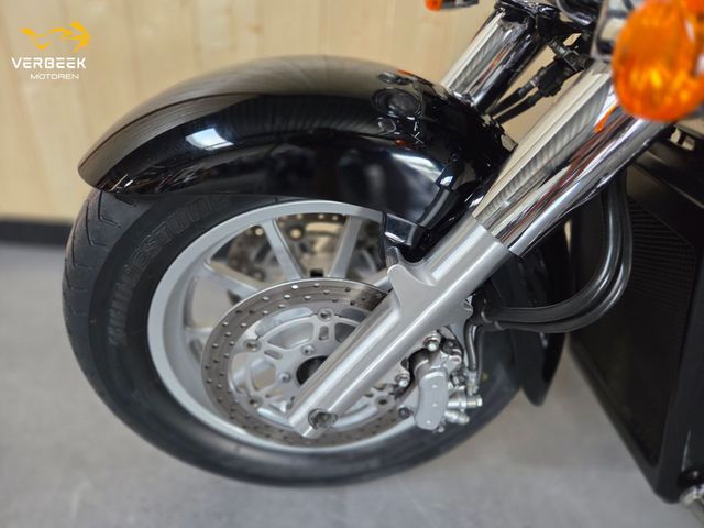 suzuki - intruder-c-1800-r-lc