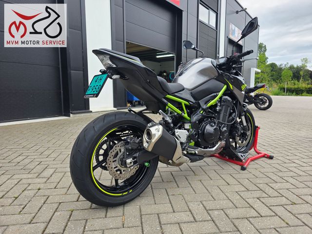 kawasaki - z900