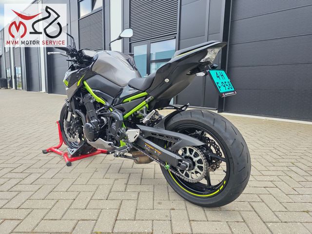 kawasaki - z900