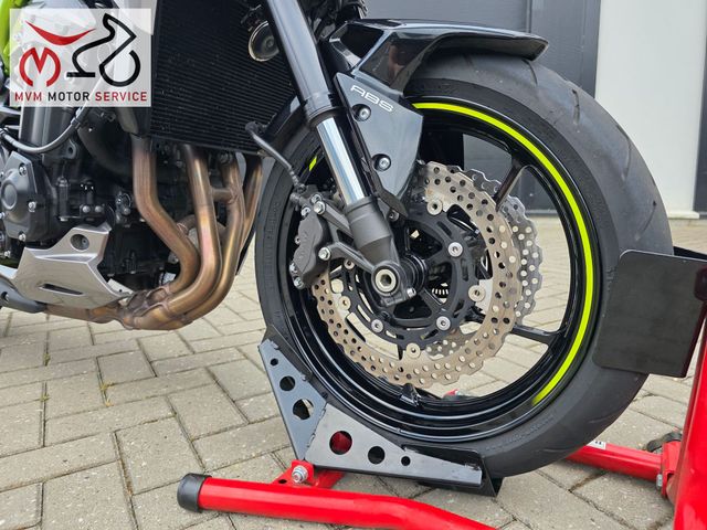 kawasaki - z900
