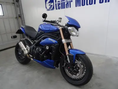 TRIUMPH SPEED TRIPLE 1050 ABS – foto 2