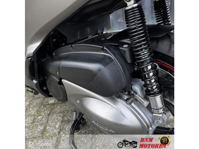 honda - sh-300i---abs