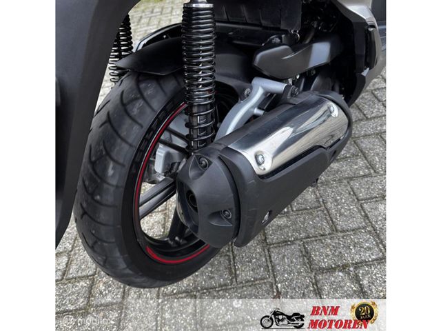 honda - sh-300i---abs