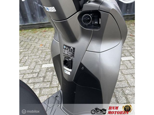 honda - sh-300i---abs