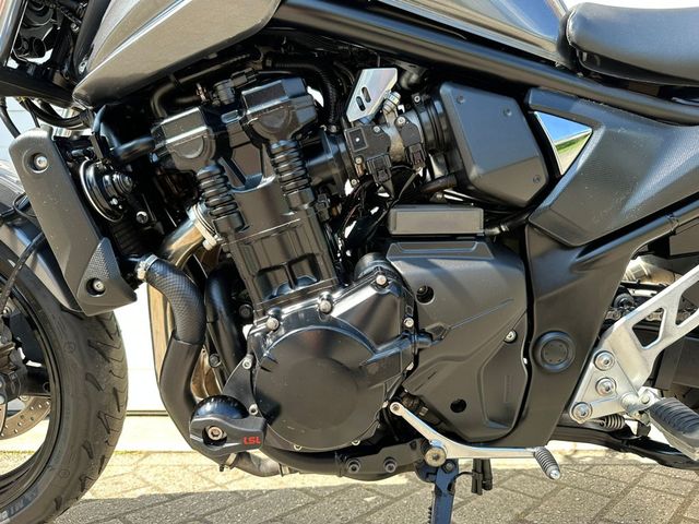 suzuki - gsf-650-n-bandit-abs