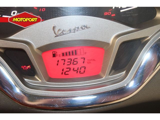 vespa - gts-300-super