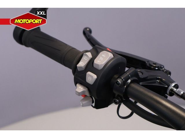 triumph - speed-triple-1200-rs