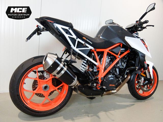 ktm - 1290-super-duke-r