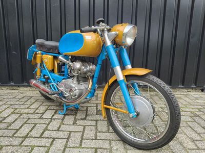 DUCATI 125 SPORT – foto 2