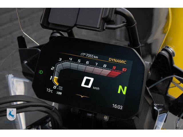bmw - r-1300-gs-triple-black