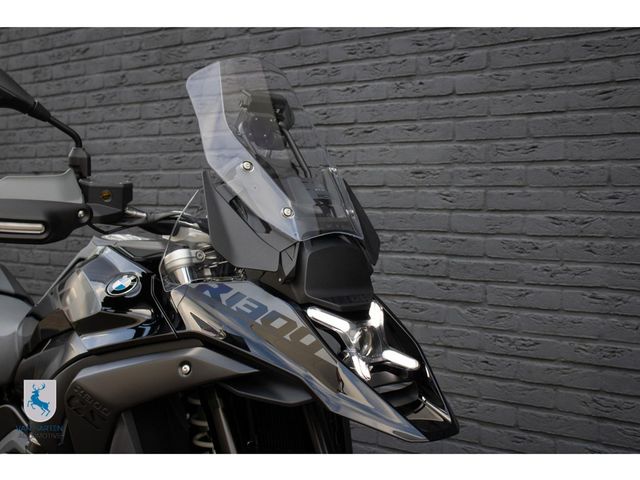 bmw - r-1300-gs-triple-black