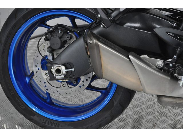 suzuki - gsx-s-1000-gt