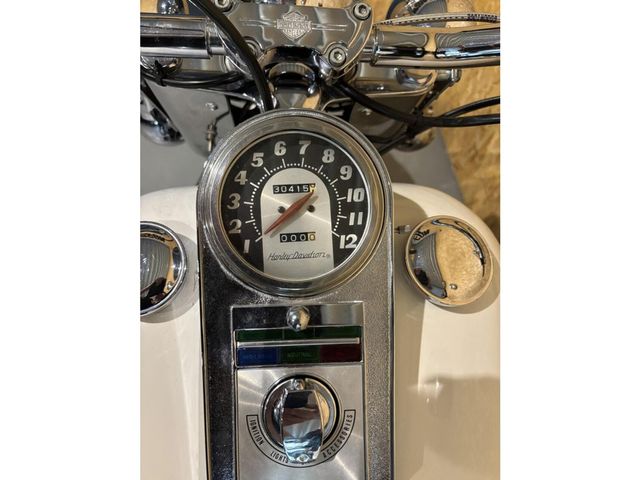 harley-davidson - nostalgia-softail-special-flstn