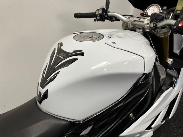 bmw - s-1000-r