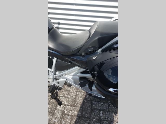 bmw - r-1200-rt-lc