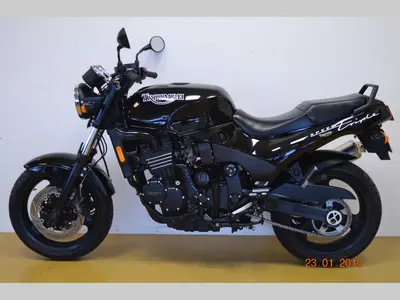TRIUMPH SPEED TRIPLE – foto 4