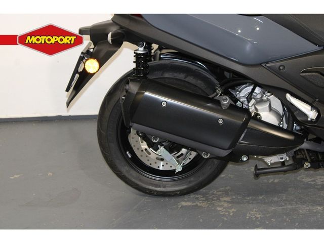 yamaha - tricity-300