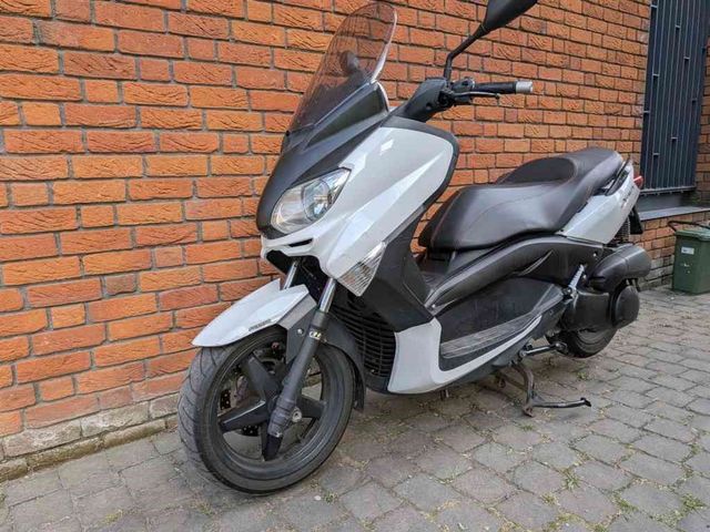 yamaha - x-max-250
