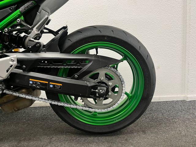 kawasaki - z900