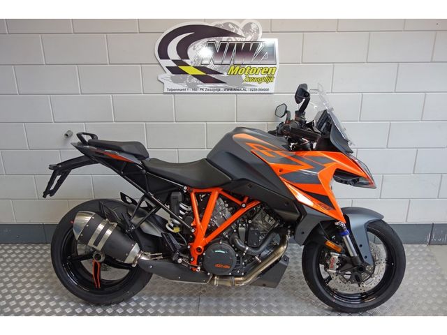 ktm - 1290-super-duke-gt