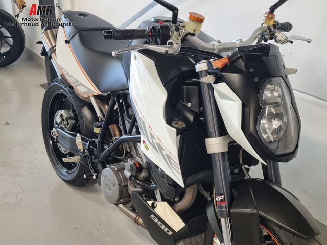ktm - 990-super-duke