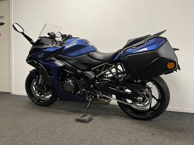 suzuki - gsx-s-1000-gt