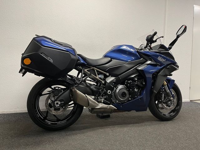 suzuki - gsx-s-1000-gt