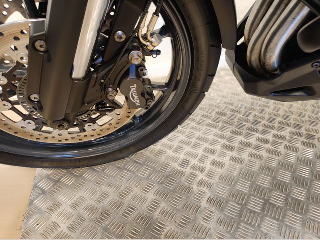 triumph - tiger-explorer