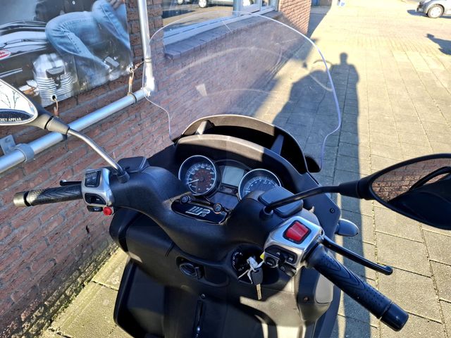 piaggio - mp3-500-lt-sport