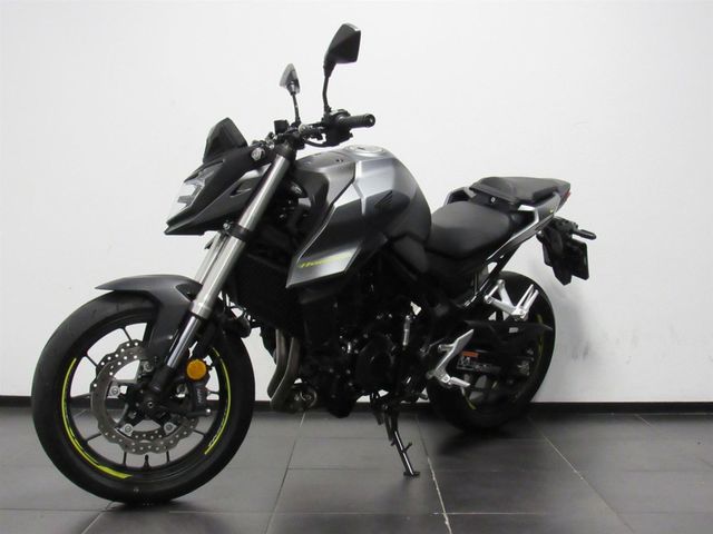 honda - cb-750-hornet