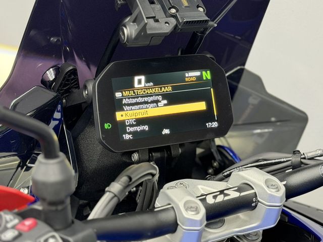 bmw - r-1300-gs-adventure-trophy