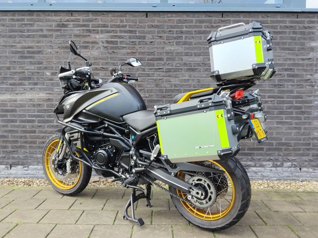 QJMOTOR - srt-800-sx-touring