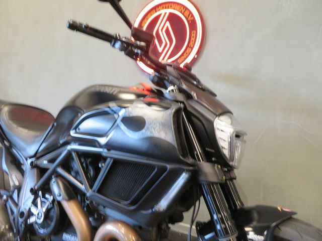 ducati - diavel