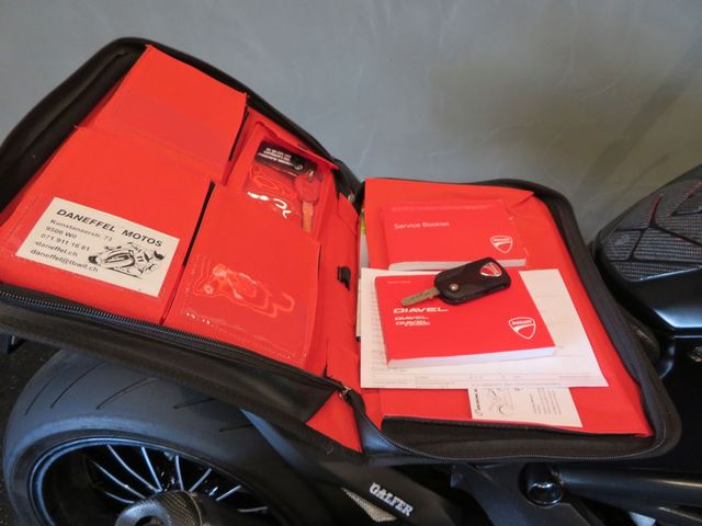 ducati - diavel