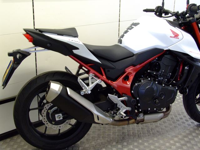 honda - cb-750-hornet