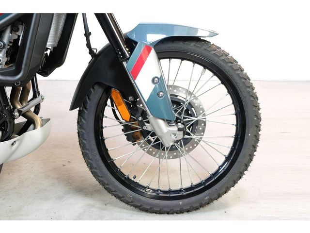 kawasaki - kle-500-se