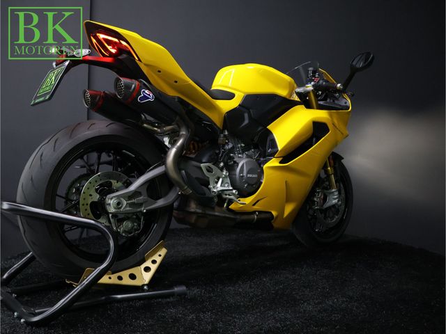 ducati - panigale-v2-s