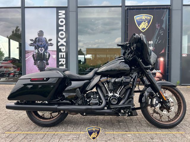 harley-davidson - street-glide-st-flhxst