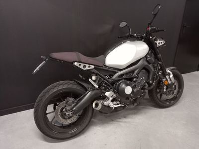 YAMAHA XSR 900 ABS – foto 3