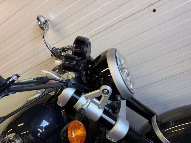 royal-enfield - super-meteor-650