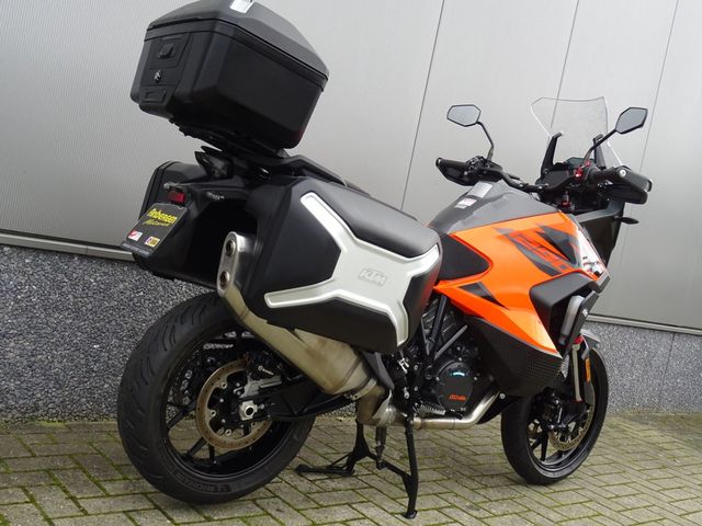 ktm - 1290-super-adventure-s