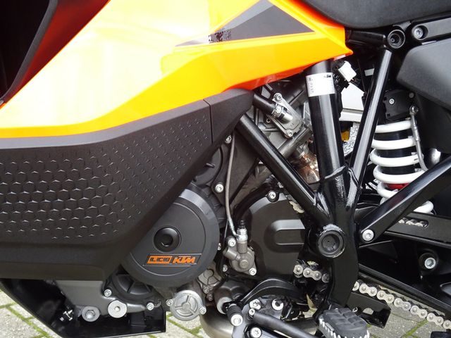 ktm - 1290-super-adventure-s