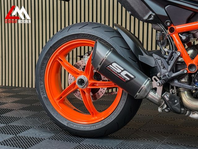 ktm - 1290-super-duke-r-evo