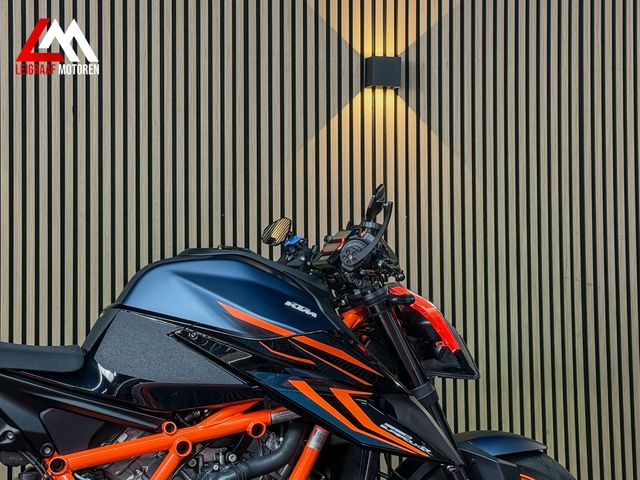 ktm - 1290-super-duke-r-evo